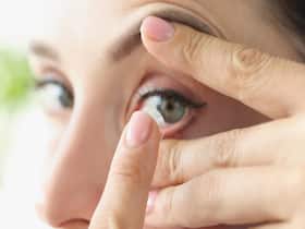 9 Ways In Which You Can Safely Use Contact Lens In The Monsoon Season