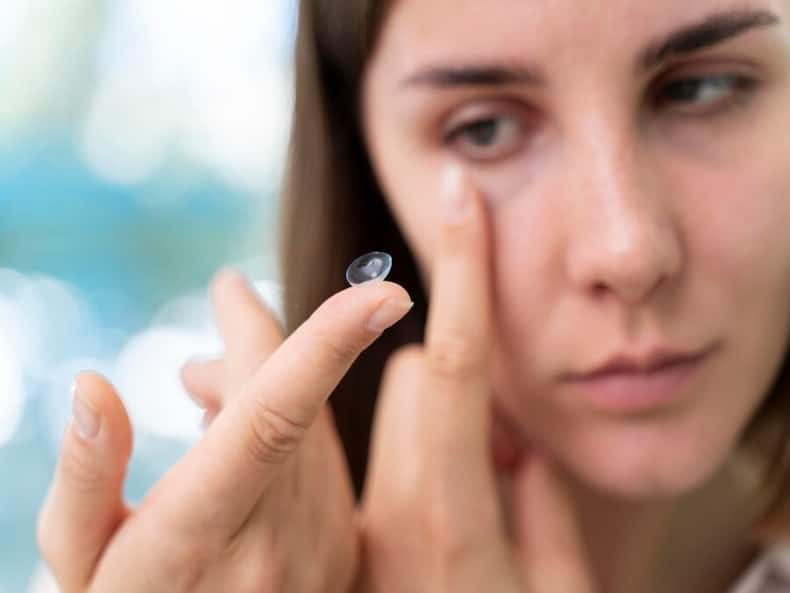 Eye Health: How To Safely Use Contact Lens In Monsoon? 9 Things You Need To Know