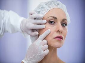 6 Types Of Cosmetic Surgeries For The Face And Their Benefits