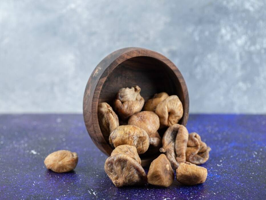 What Makes Dried Figs The Best Travel Snacks?