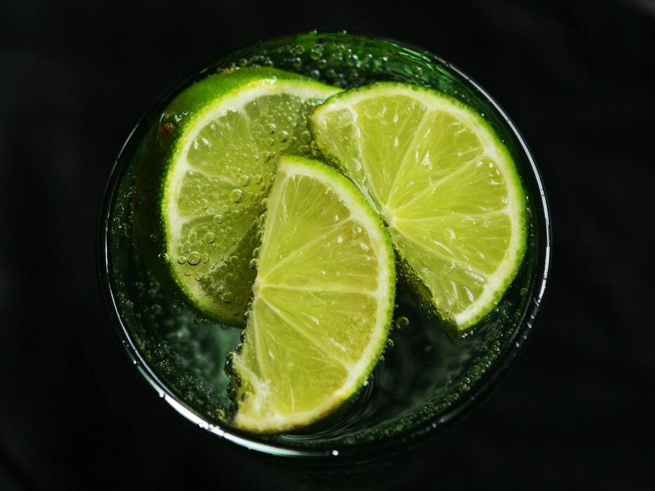 Morning Drinks For Weight Loss: 6 Ayurvedic Elixirs To Get Back In Shape