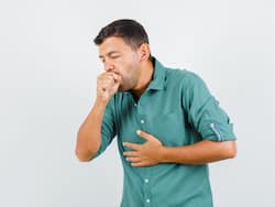 फेफड़ों में कैंसर के शुरुआती संकेत हैं ये 5 लक्षण, 90 प्रतिशत लोग कर देते हैं नजरअंदाज!