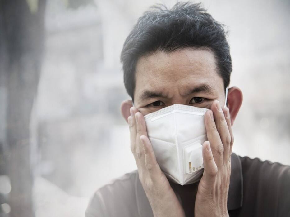 World Lung Cancer Day: 10 Everyday Habits That Can Increase The Risk Of Lung Cancer