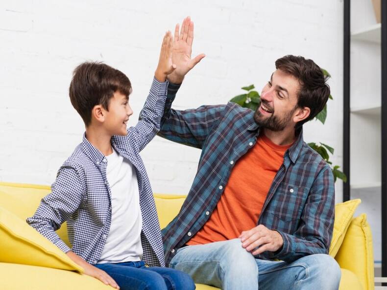 7 Things A Parent Can Do When Their Child Is Throwing A Tantrum, Instead Of Scolding Them