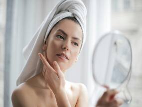 6 Foods That Will Help You Look Younger
