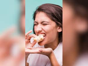 5 Chewing Tips For Healthy Digestion