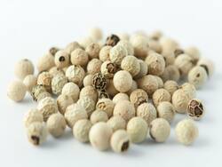 8 Reasons Why Your Body Will Thank You For Including White Pepper In Diet
