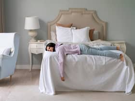 What Is 'Bed-Rotting' And Does It Really Benefit Mental Health? Here's What An Expert Says What Is 'Bed-Rotting' And Does It Really Benefit Mental Health? Here's What An Expert Says
