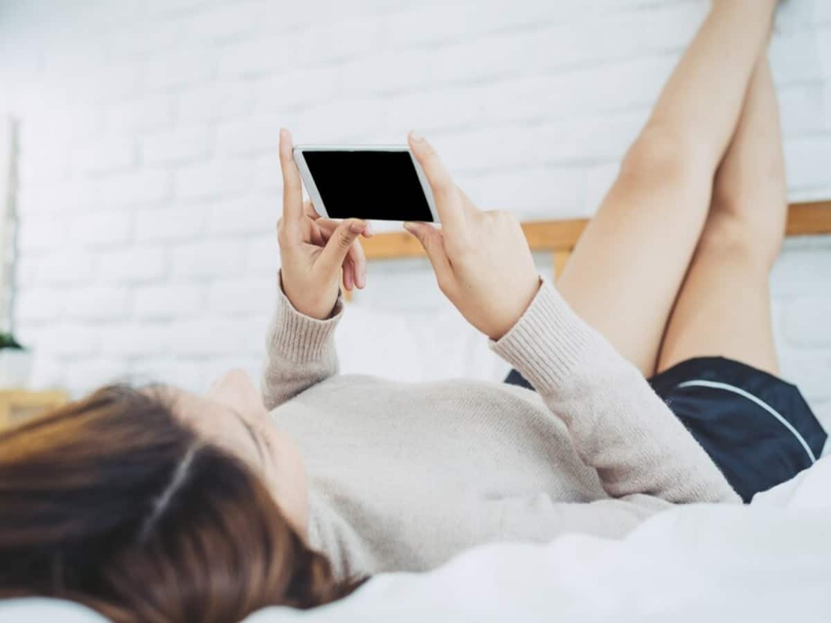 Weekend Rotting What Is 'Bed-Rotting' And Does It Really Benefit Mental Health? Here's ...