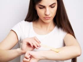 Do These 6 Important Things When Your Skin Has Been Burnt By Wax Do These 6 Important Things When Your Skin Has Been Burnt By Wax