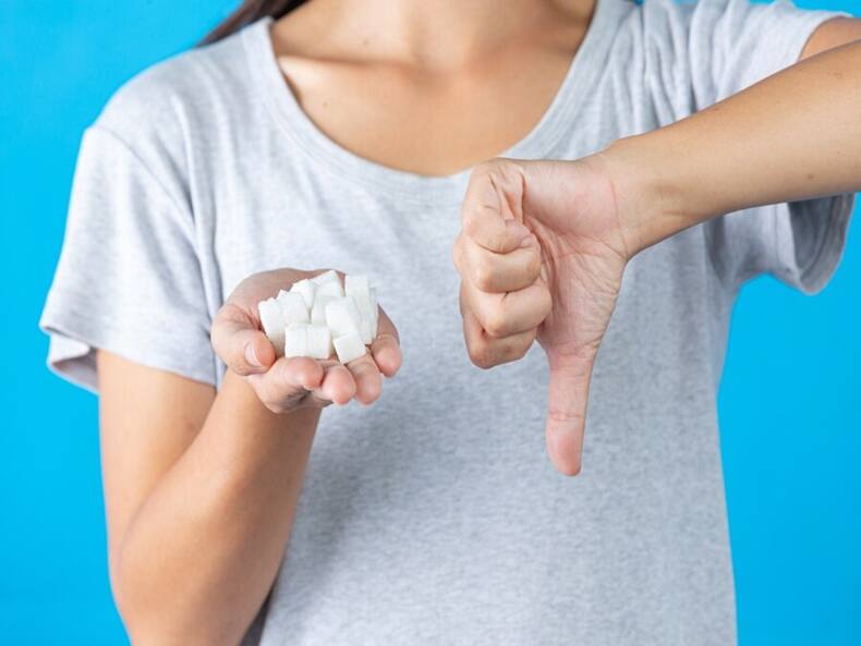 8 Shocking Signs Of Too Much Sugar Consumption By The Body