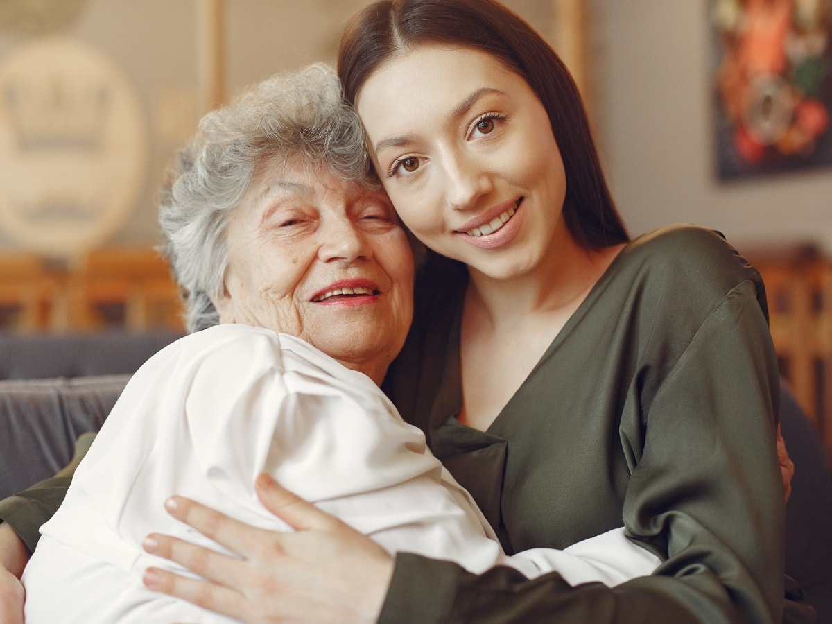 Adding These 5 Foods To Your Mom’s Diet Can Reduce Her Risk Of Dementia