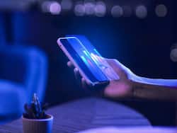 लेबनान में एकसाथ फटे कई पेजर, सीरियल ब्लास्ट में 9 लोगों की मृत्यु, जानिए पेजर/ मोबाइल यूज़ करना क्यों है स्वास्थ्य के लिए बड़ा खतरा
