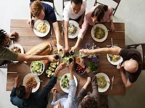 Know How Eating Late Dinners Can Be A Threat To Your Health: 5 Consequences To Note