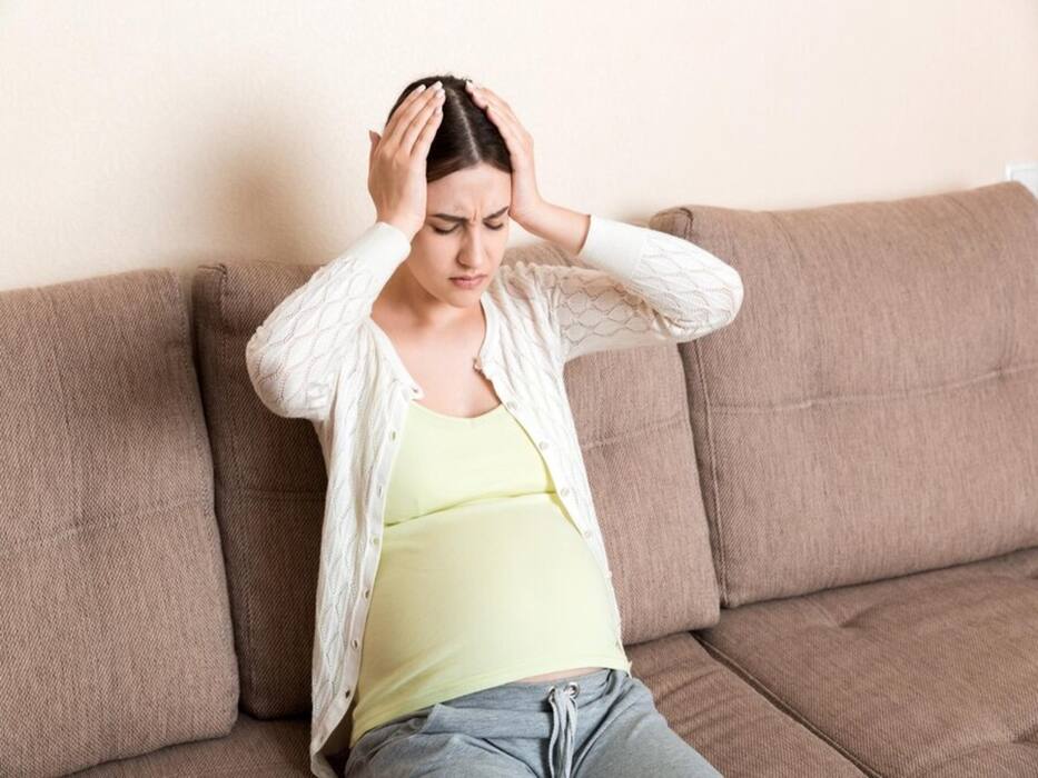 8 Things That Can Cause Headaches During Pregnancy
