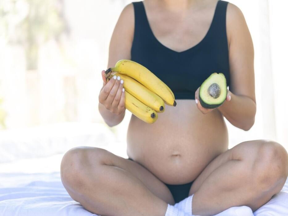 8 Things That Can Cause Headaches During Pregnancy