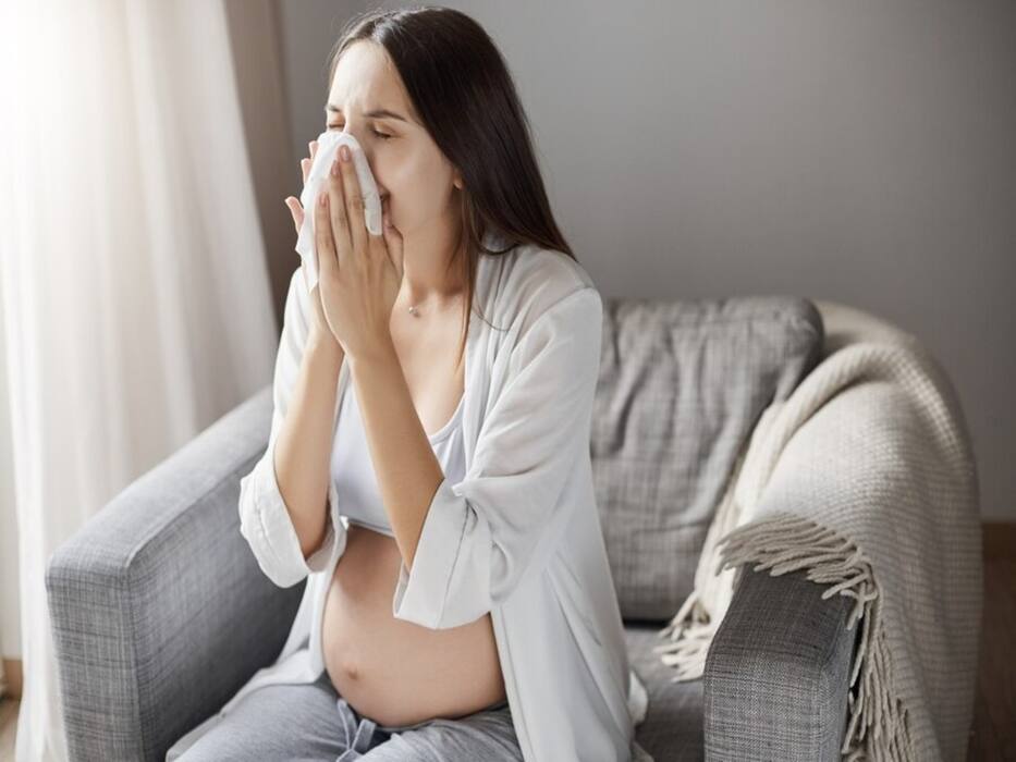 8 Things That Can Cause Headaches During Pregnancy