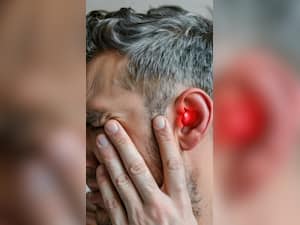 9 Ways To Protect Ears From Monsoon Infections