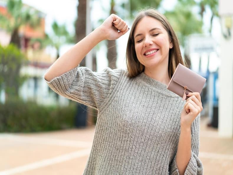 How To Hack These 5 Brain Chemicals That Can Elevate Your Mood?