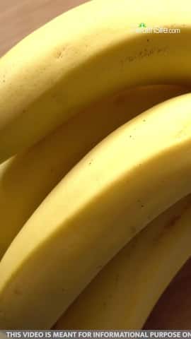 गलती से भी ना खाएं ये चीजें केले के साथ