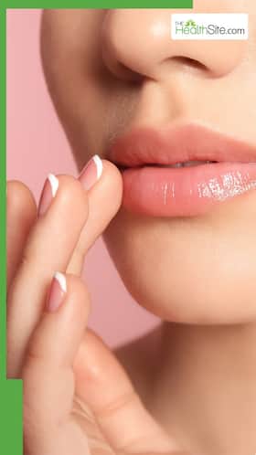 डार्क लिप्स को पिंक करने के 7 घरेलू उपाय