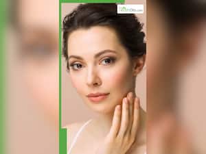 चेहरे की स्किन को टाइट करने के लिए क्या खाएं?