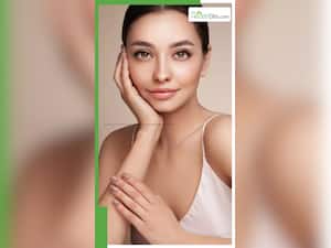 ऐसे लाएं चेहरे पर नेचुरल ग्लो