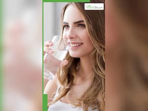 भोजन करते समय क्यों नहीं पीना चाहिए पानी?