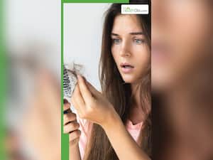 बालों को झड़ने से रोकने के लिए करें ये 7 योगासन