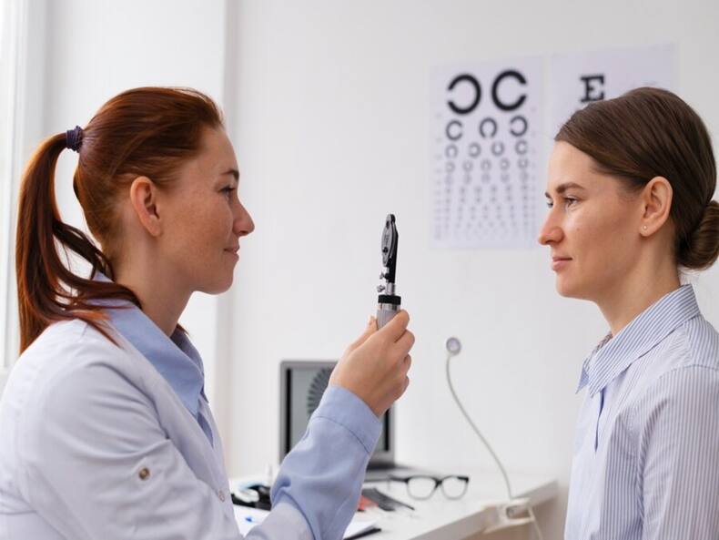 Does Fasting During Navratri Have Any Effect On Eye Health?