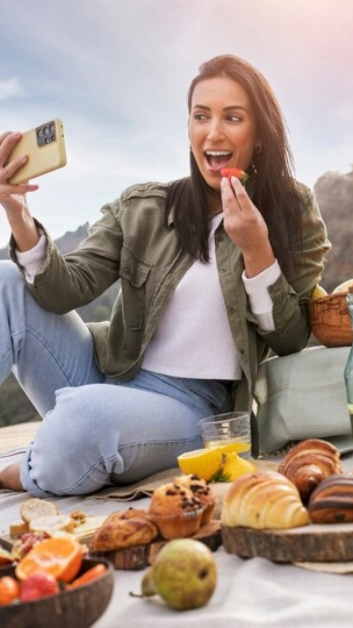 Prevent Gut Issues While You Travel By Doing These 7 Useful Things