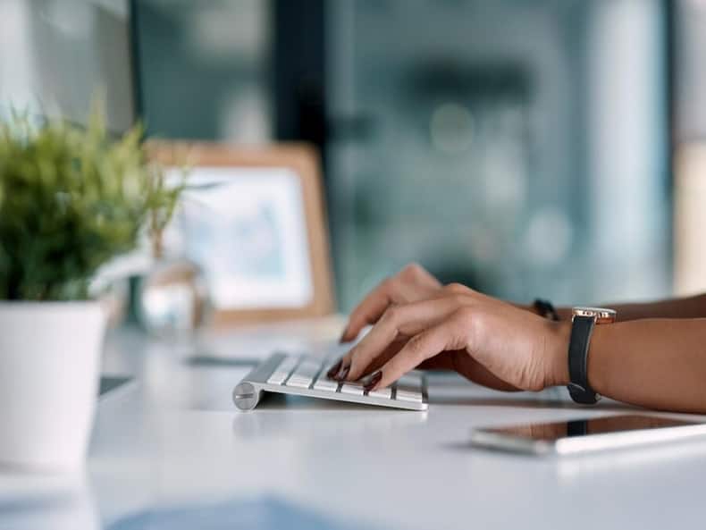 6 Things Working Professionals Must Know About Arm And Wrist Pain