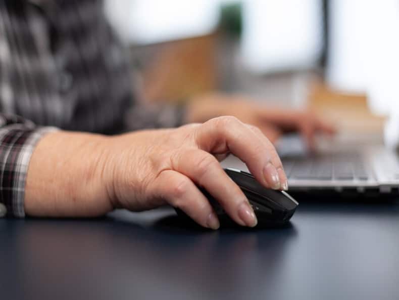 6 Things Working Professionals Must Know About Arm And Wrist Pain