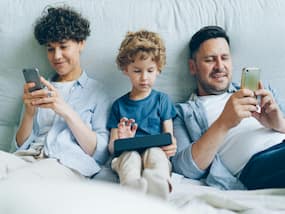 How Can New Parents Limit Screen Time For Their Children? Here Are 5 Tips How Can New Parents Limit Screen Time For Their Children? Here Are 5 Tips