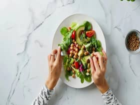 Being Vegetarian: Can Plant-Based Diets Reduce Brain Inflammation and Alzheimer   s Risk?