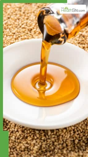 तिल के तेल की मालिश से दूर होती हैं ये समस्याएं