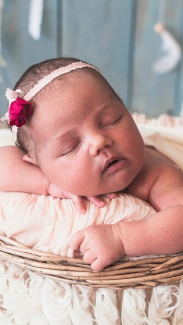 9 Indian Baby Names For Girls Born In Winter Season