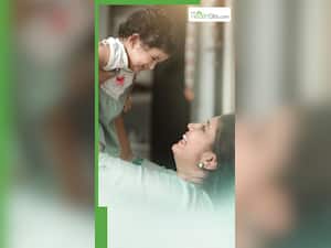 बच्चों को किस महीने से खाना खिलाना चाहिए?