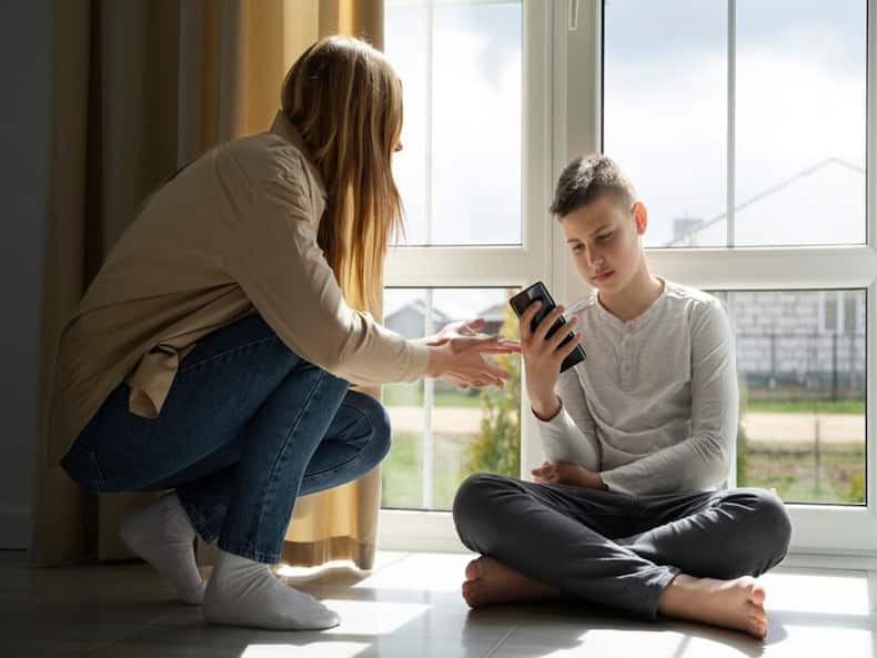 Children's Day 2024: 7 Ground Rules That Parents Must Establish With Teenagers