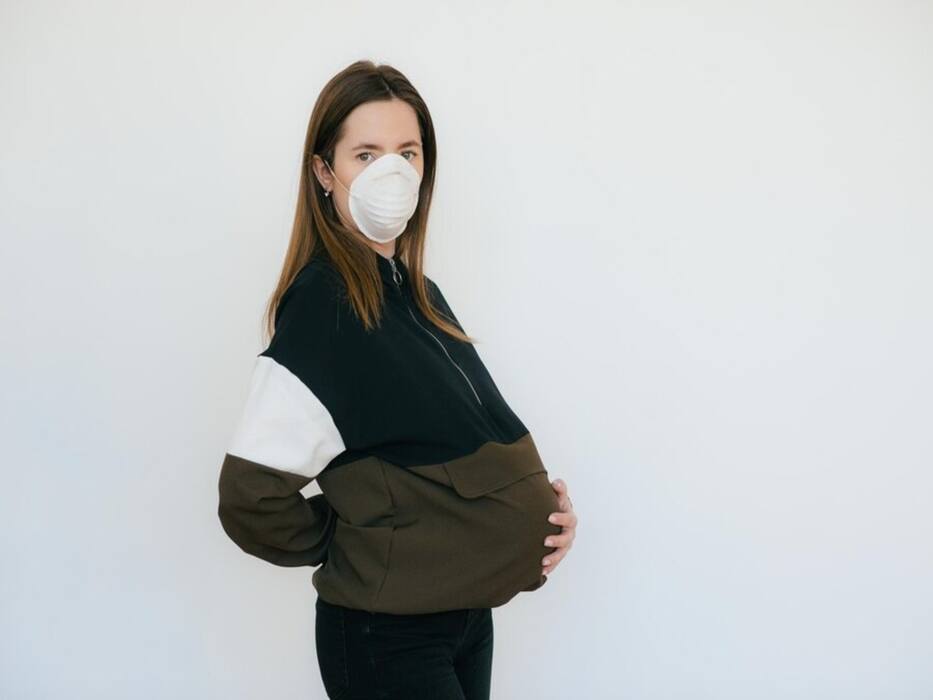 Link Between Air Pollution Risk And Pregnancy: 4 Myths And Facts A Doctor Wants You To Know