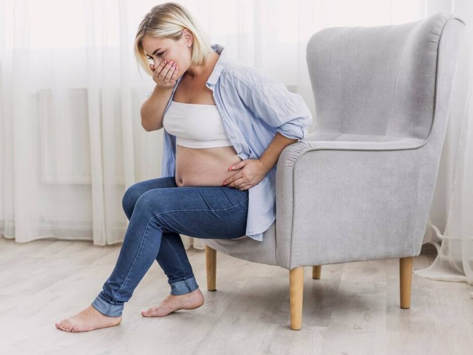 Link Between Air Pollution Risk And Pregnancy: 4 Myths And Facts A Doctor Wants You To Know