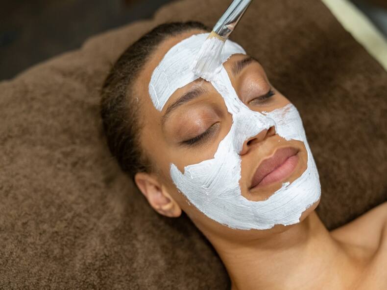 How Do You Get Clear Skin Naturally At Home With A Face Mask?