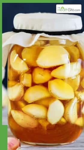 लहसुन को शहद में डुबोकर खाने के 8 फायदे