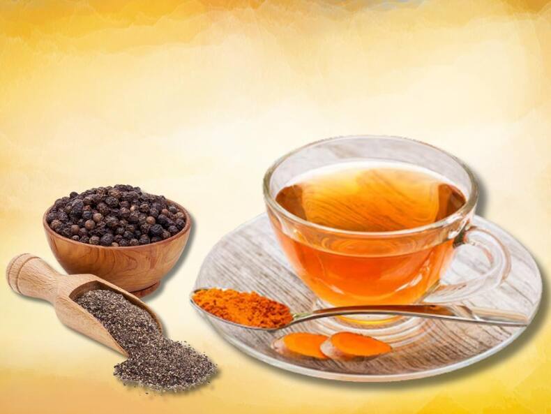 सुबह खाली पेट हल्दी और काली मिर्च का पानी पीने से दूर हो सकती हैं ये 5 समस्याएं, जानें सेवन का सही तरीका