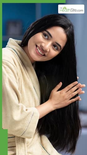 काले और घने बालों के लिए अपनाएं ये 10 घरेलू नुस्खे काले और घने बालों के लिए अपनाएं ये 10 घरेलू नुस्खे