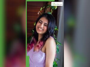 खुश रहने के लिए अपनाएं ये 7 आदतें