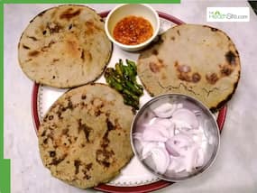 सर्दियों में बाजरे की रोटी खाते समय ना करें ये गलती, पेट दर्द से हो जाएंगे परेशान, जान सें बाजरा रोटी खाने का सही तरीका सर्दियों में बाजरे की रोटी खाते समय ना करें ये गलती, पेट दर्द से हो जाएंगे परेशान, जान सें बाजरा रोटी खाने का सही तरीका