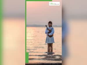 पवित्र गंगा और महाकुंभ से जुड़े हैं ये 9 बेबी नेम्स