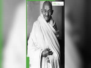 7 Meaningful Baby Boy Names Inspired By Mahatma Gandhi, The Father Of The Nation