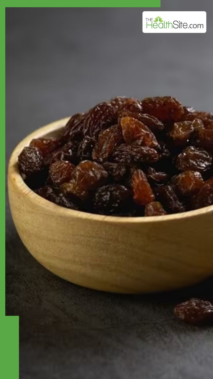 सर्दियों में भुने हुए किशमिश खाने के 8 फायदे